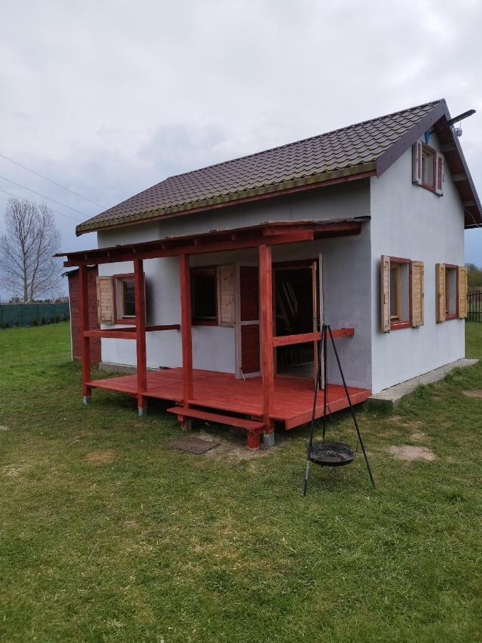 Domek Caloroczny Zastan Экстерьер фото